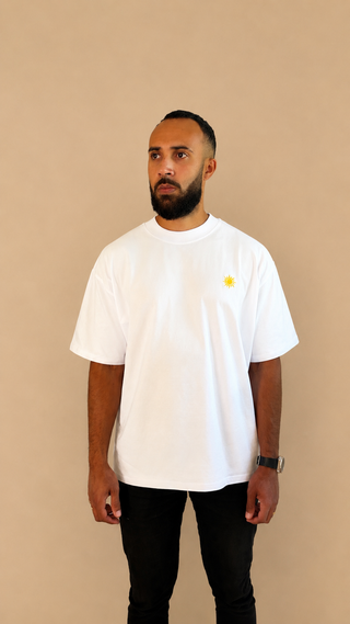 T-shirt oversize « Soleil brodé »