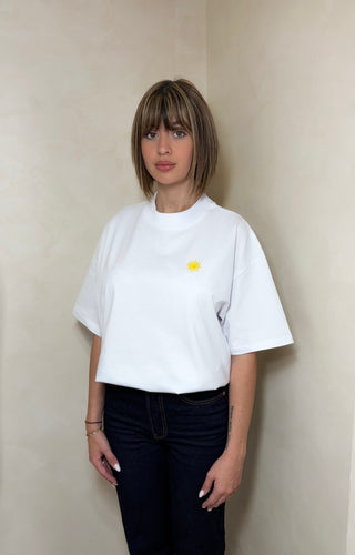 T-shirt oversize « Soleil brodé »